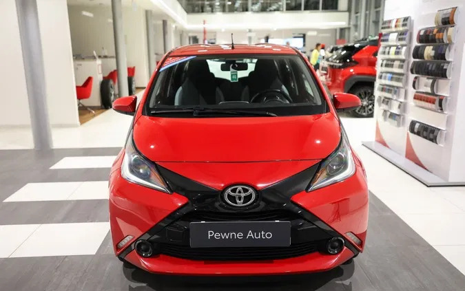 toyota małopolskie Toyota Aygo cena 38850 przebieg: 56102, rok produkcji 2015 z Świeradów-Zdrój